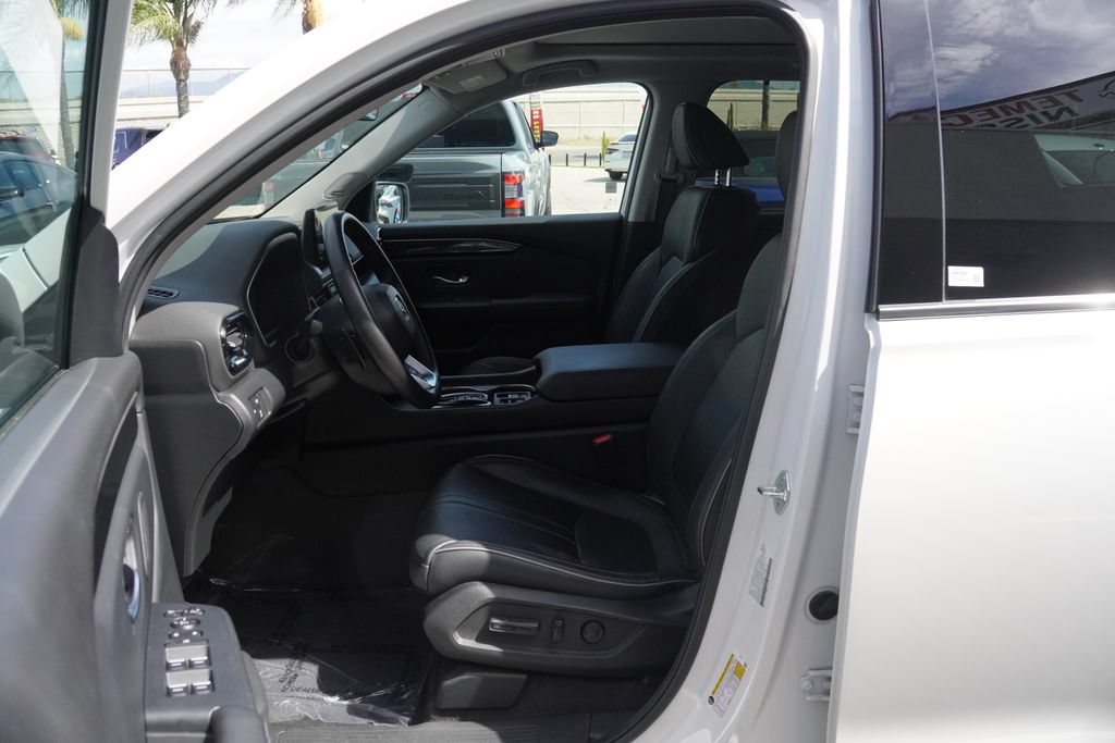 Used 2023 Honda Pilot Elite image 32