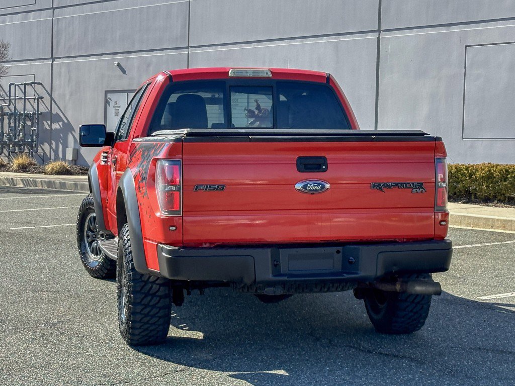 Used 2010 Ford F150 Raptor image 15