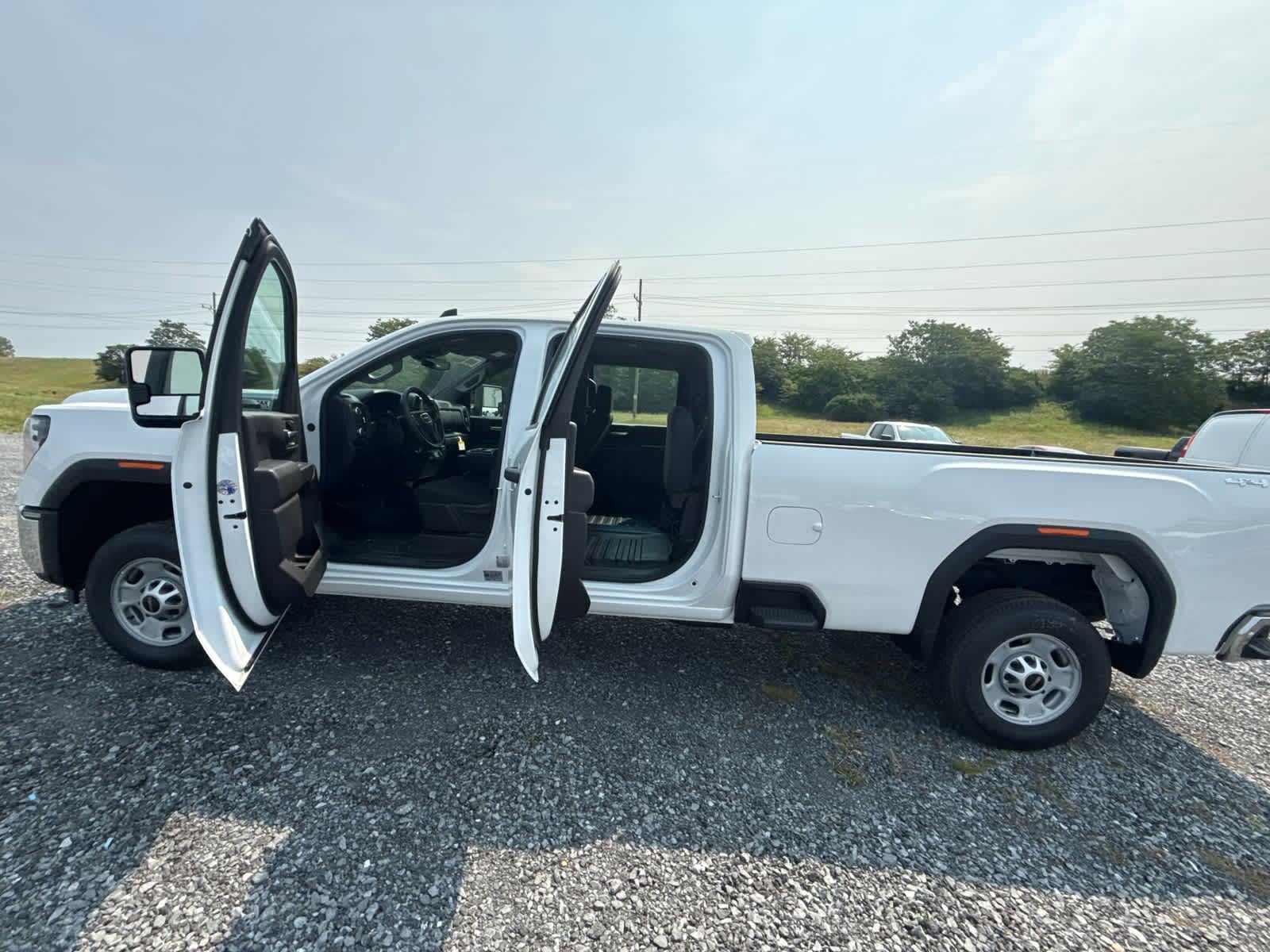 New 2026 GMC Sierra 2500 Pro AWD/4WD image 31