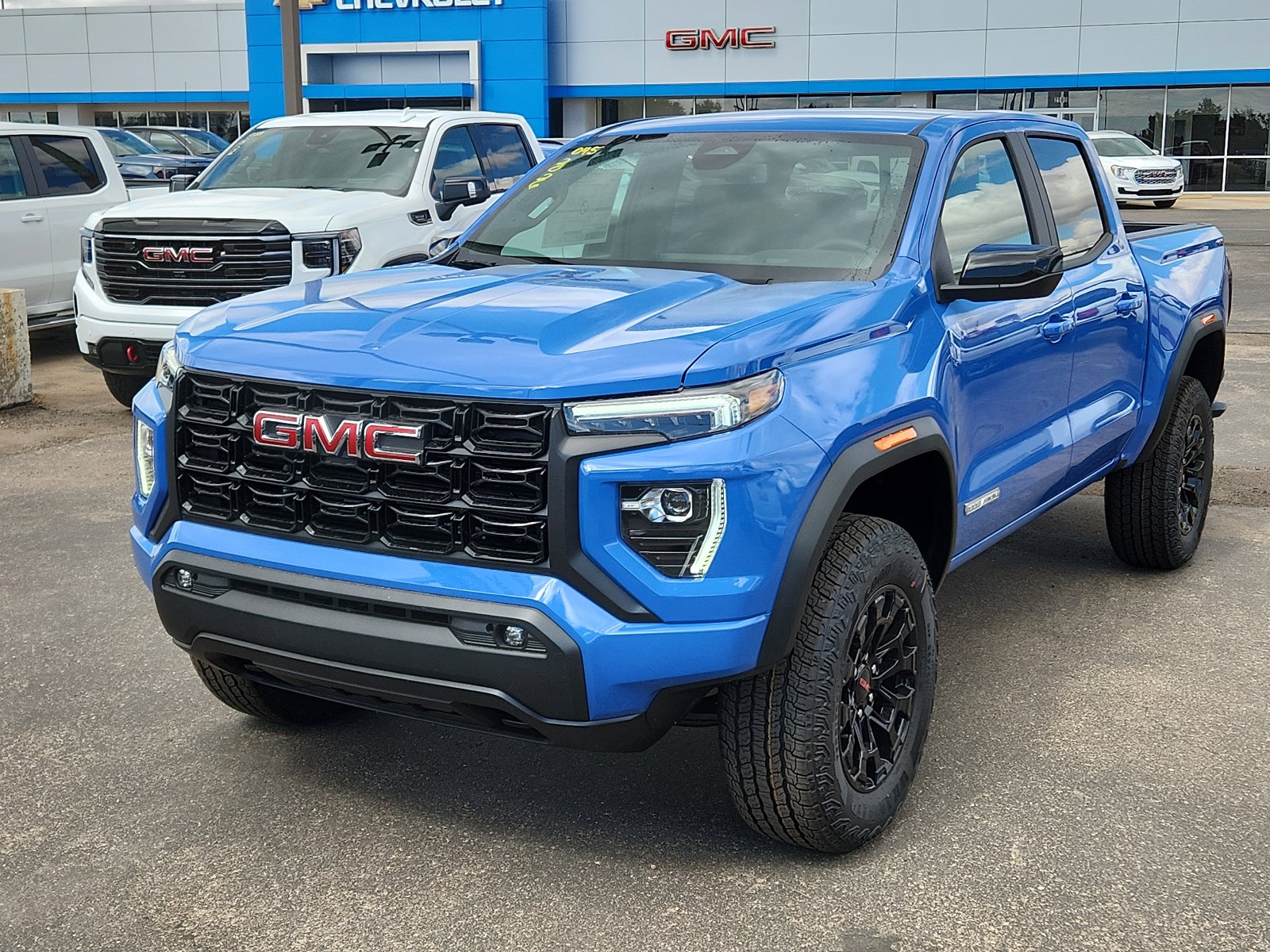 New 2026 GMC Canyon Elevation w/ Convenience Package