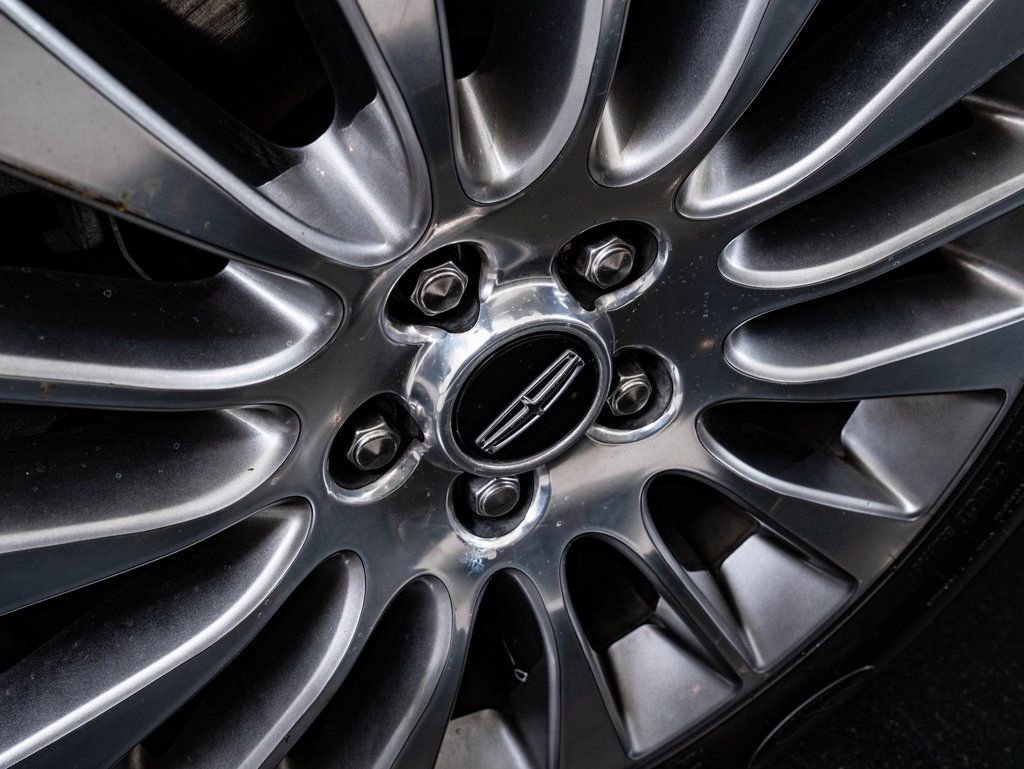 Used 2016 Lincoln MKC Reserve w/ Lincoln MKC Climate Package image 8