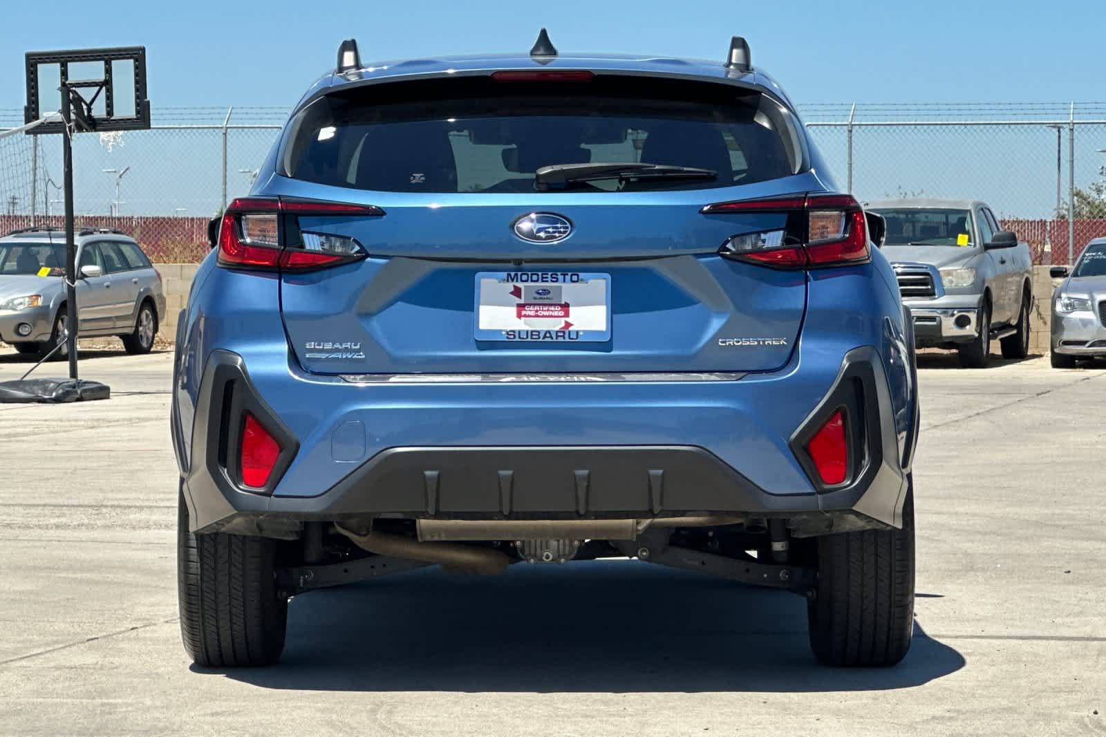 Used 2024 Subaru Crosstrek 2.0i Premium w/ Popular Package #3 AWD/4WD image 4