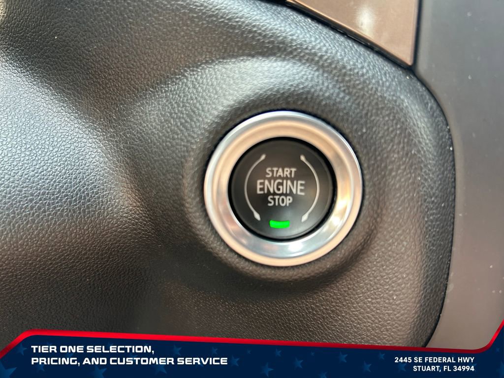 Used 2022 Chevrolet Silverado 2500 High Country w/ Technology Package AWD/4WD image 23