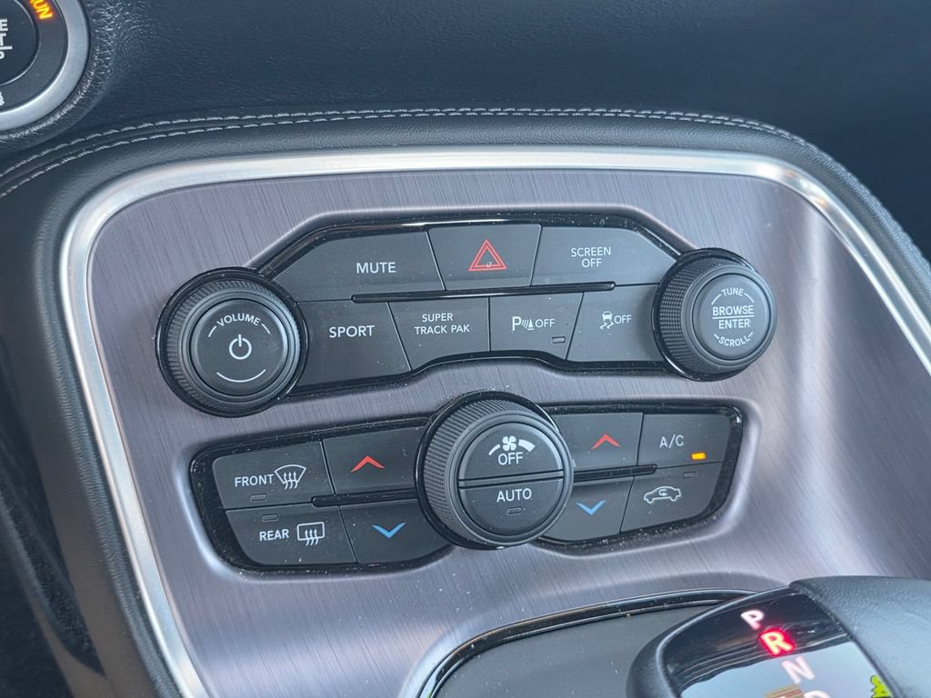 Used 2018 Dodge Challenger R/T Scat Pack RWD image 27