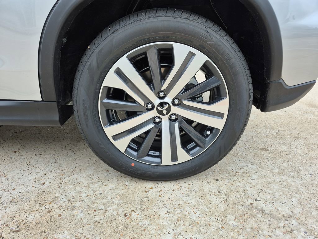 Used 2025 Mitsubishi Outlander Sport SE image 28