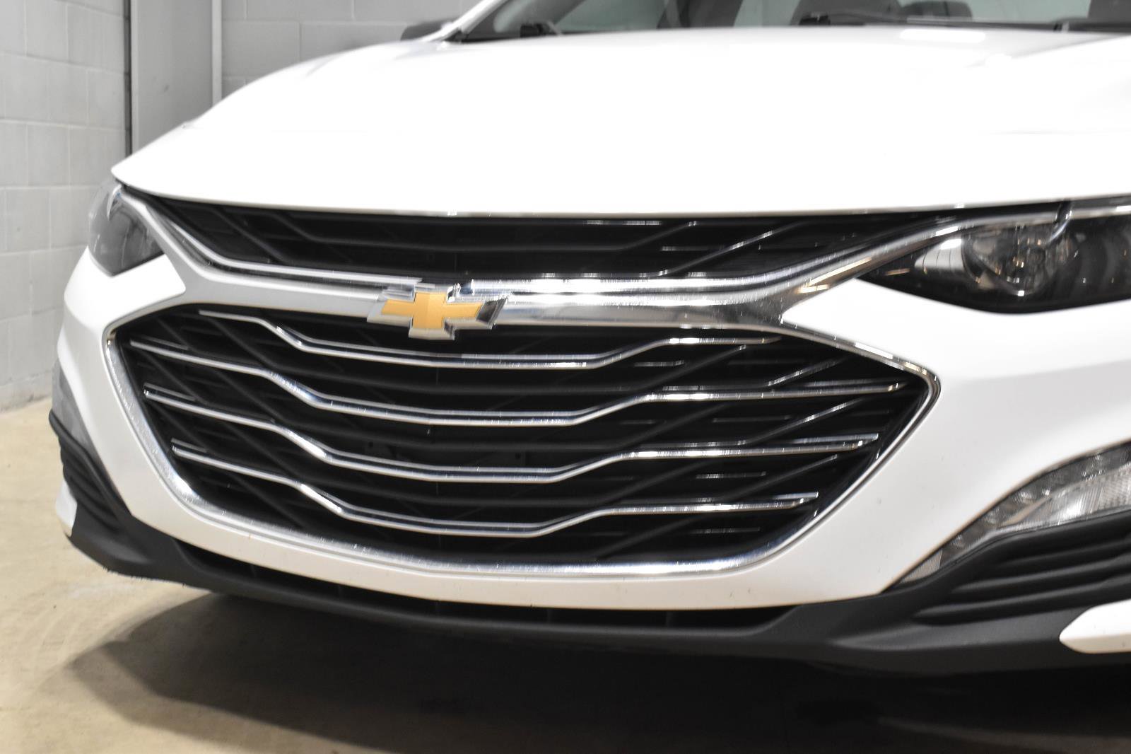Used 2024 Chevrolet Malibu LT FWD image 31