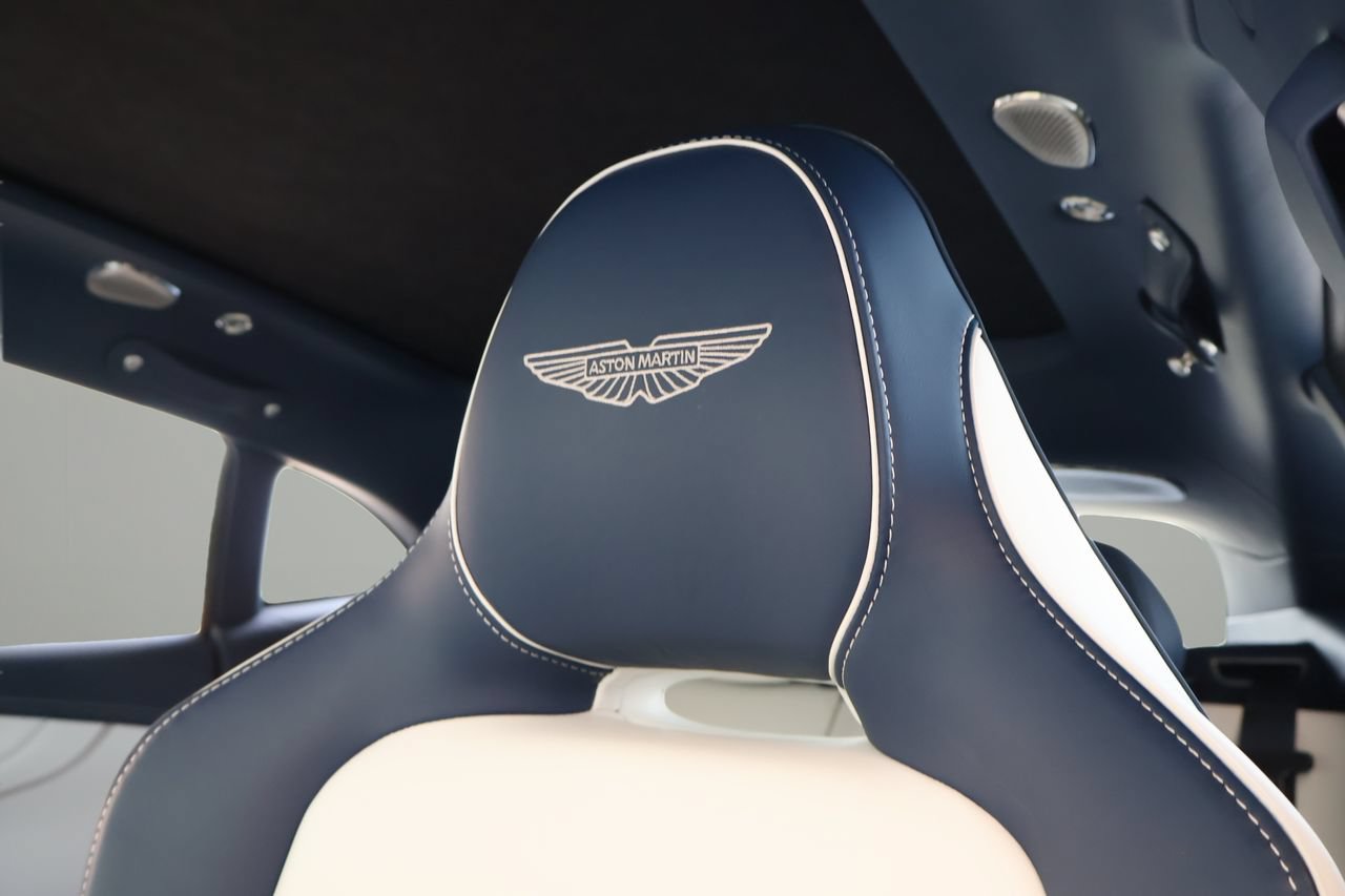 Used 2025 Aston Martin DBX 707 AWD/4WD image 12