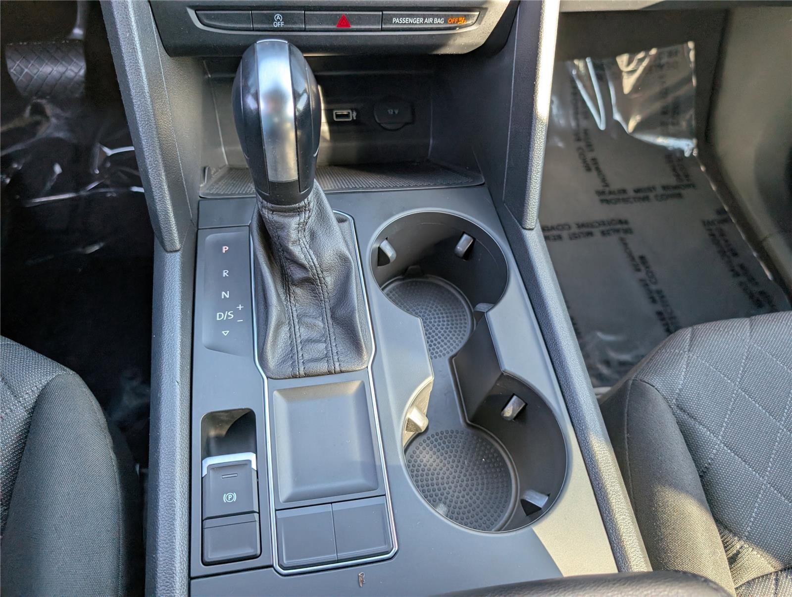 Used 2018 Volkswagen Atlas S FWD image 23