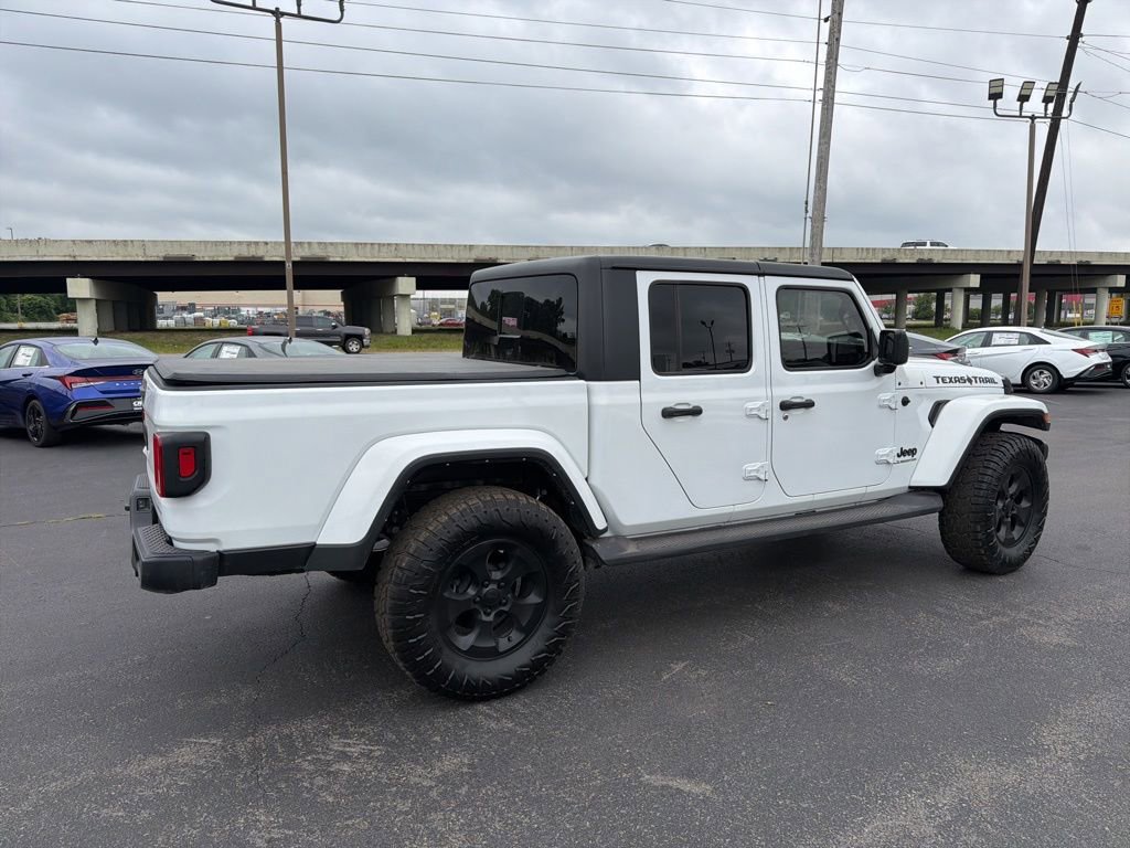 Used 2022 Jeep Gladiator Sport AWD/4WD image 4