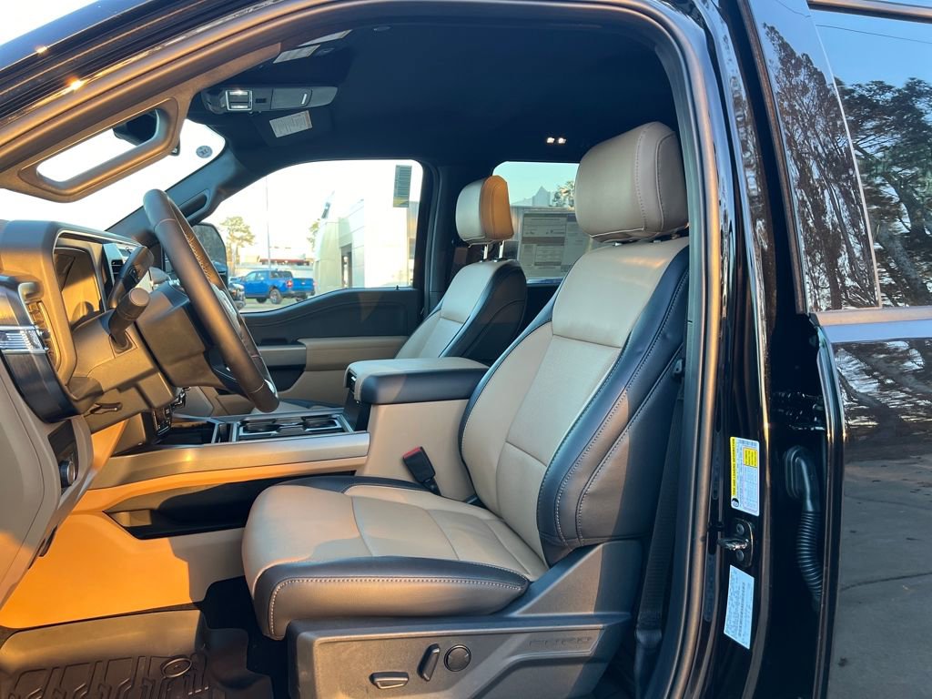 New 2026 Ford F250 Lariat w/ Lariat Premium Package image 10