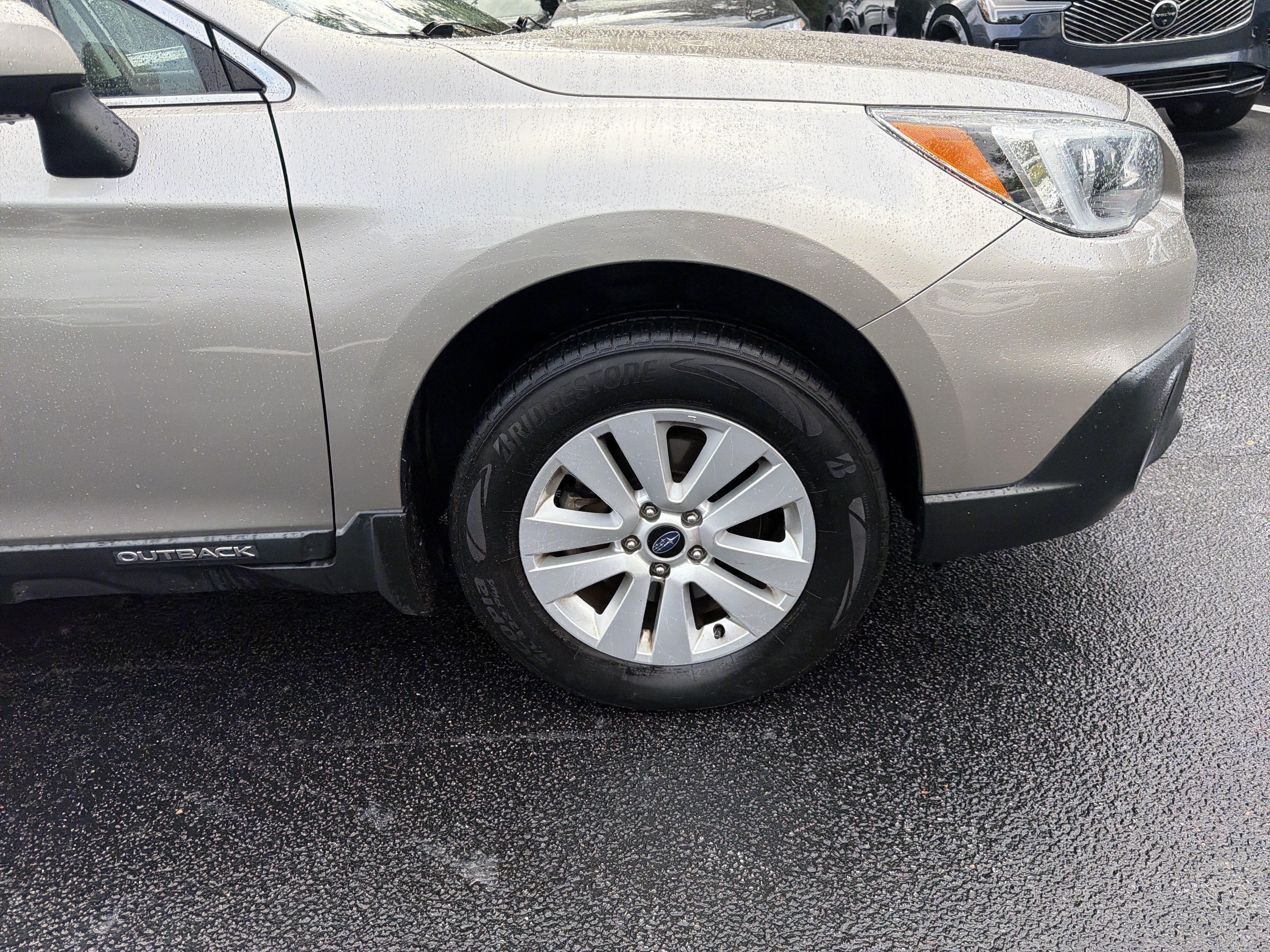 Used 2015 Subaru Outback 2.5i Premium AWD/4WD image 13