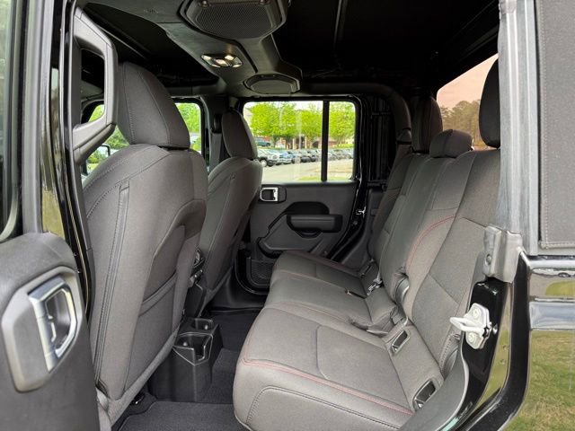 Used 2023 Jeep Gladiator Rubicon w/ Cold Weather Group AWD/4WD image 27