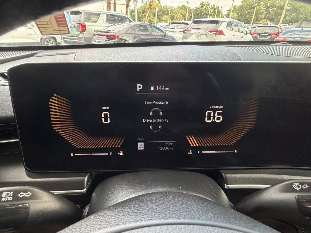 Used 2025 Kia K5 GT-Line w/ GT-Line Premium Package FWD image 28