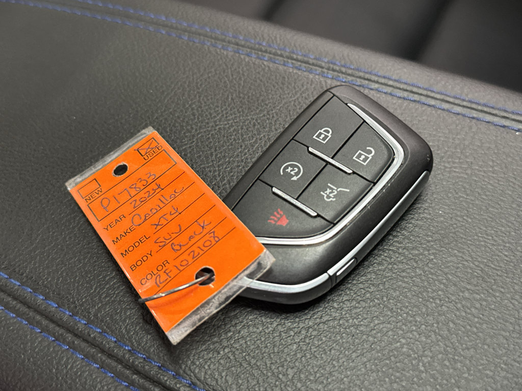 Used 2024 Cadillac XT4 Sport AWD/4WD image 40