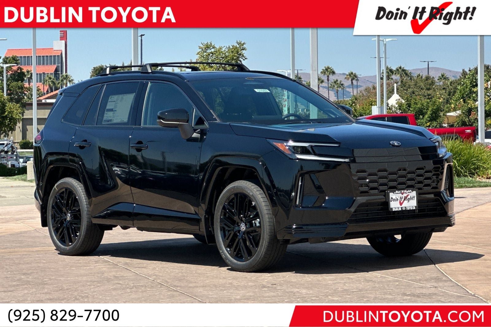New 2026 Toyota RAV4 XSE w/ Panoramic Sun Roof Package