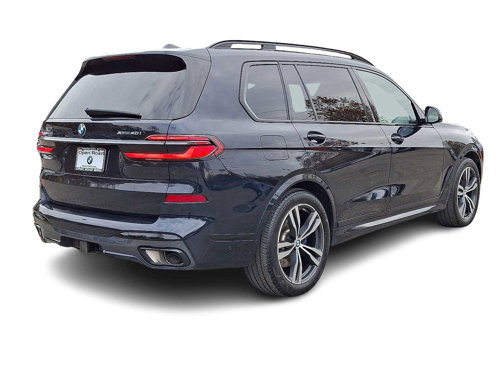 Used 2024 BMW X7 xDrive40i w/ M Sport Package image 6