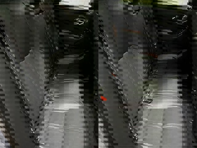 Used 2024 Land Rover Range Rover Velar Dynamic SE image 28