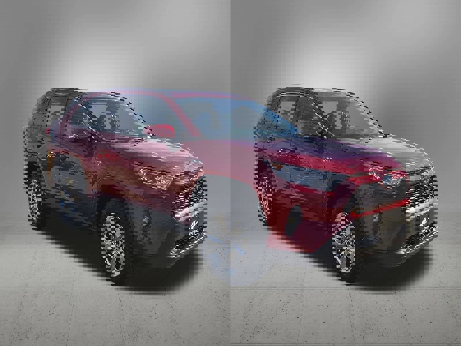 Used 2021 Toyota RAV4 XLE Premium image 8