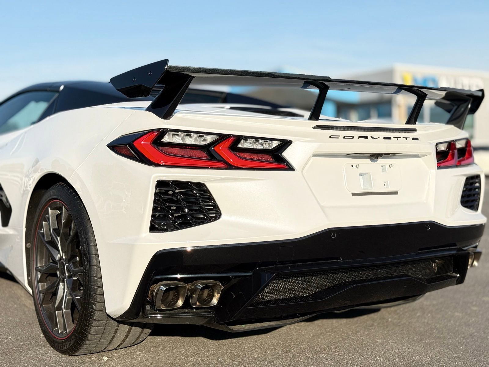 Used 2023 Chevrolet Corvette Stingray Premium Conv w/ Z51 Performance Package image 11