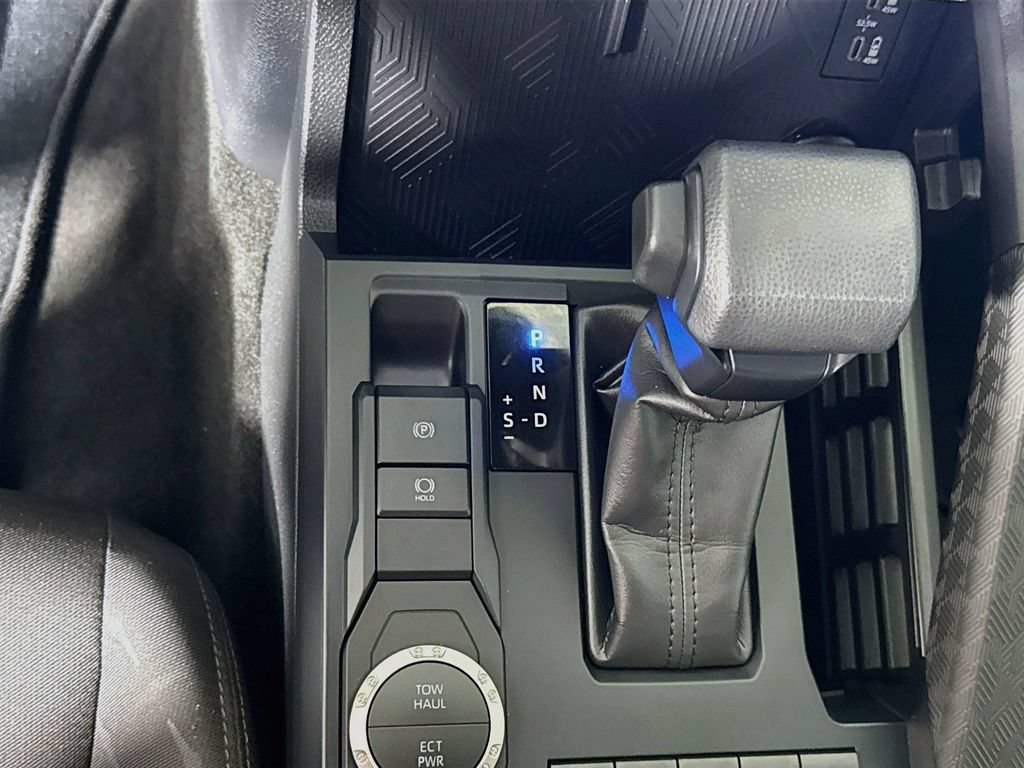 Used 2025 Toyota Tacoma SR5 RWD image 17
