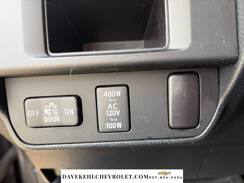 Used 2016 Toyota Tacoma TRD Sport AWD/4WD image 13