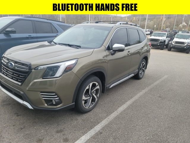 Used 2023 Subaru Forester Touring image 3