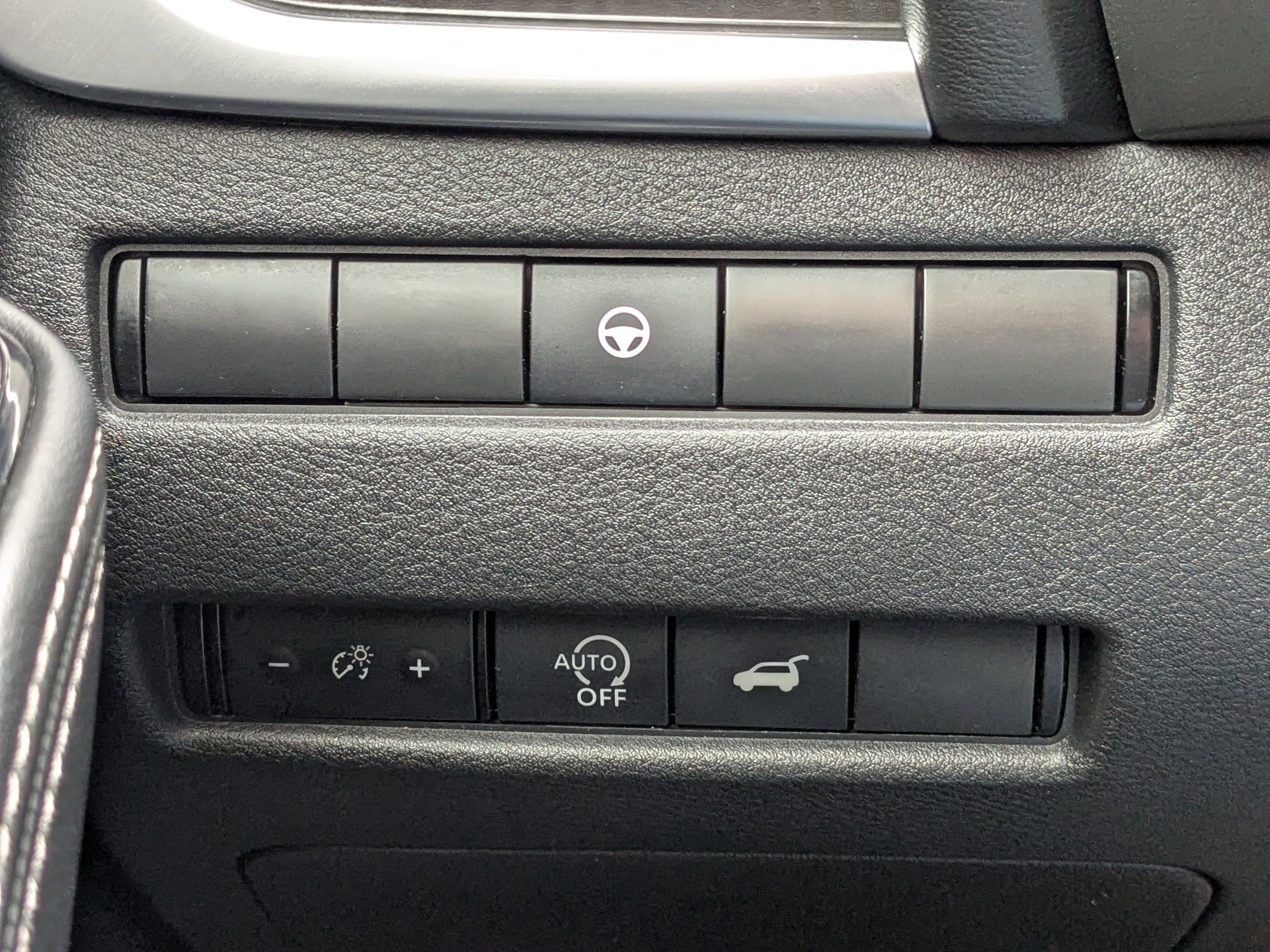 Used 2023 Nissan Rogue Platinum image 29