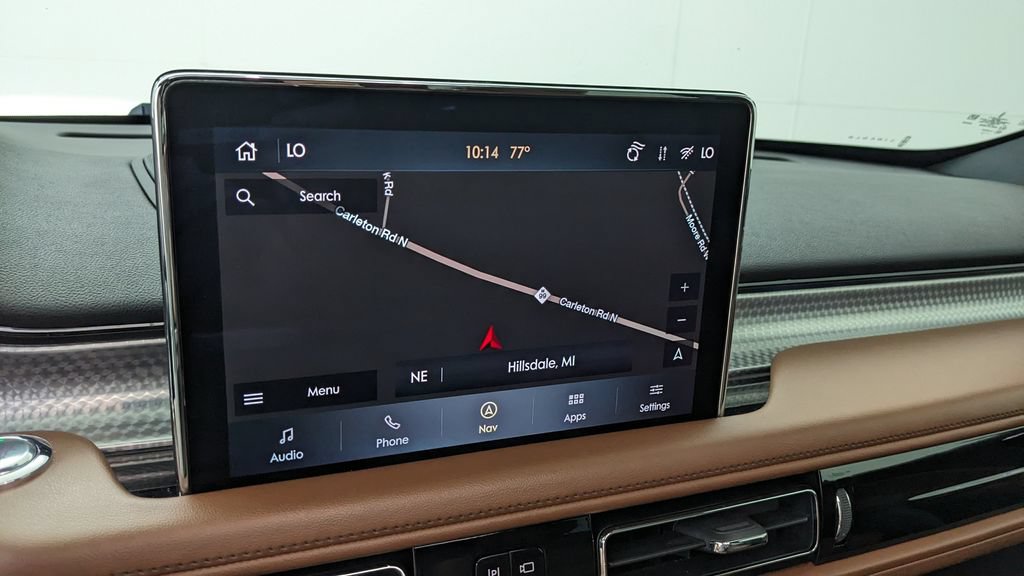 Used 2023 Lincoln Aviator Grand Touring w/ Equipment Group 301A AWD/4WD image 28