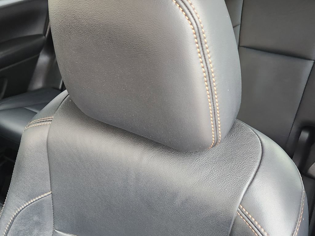 Used 2018 Toyota Highlander XLE image 12