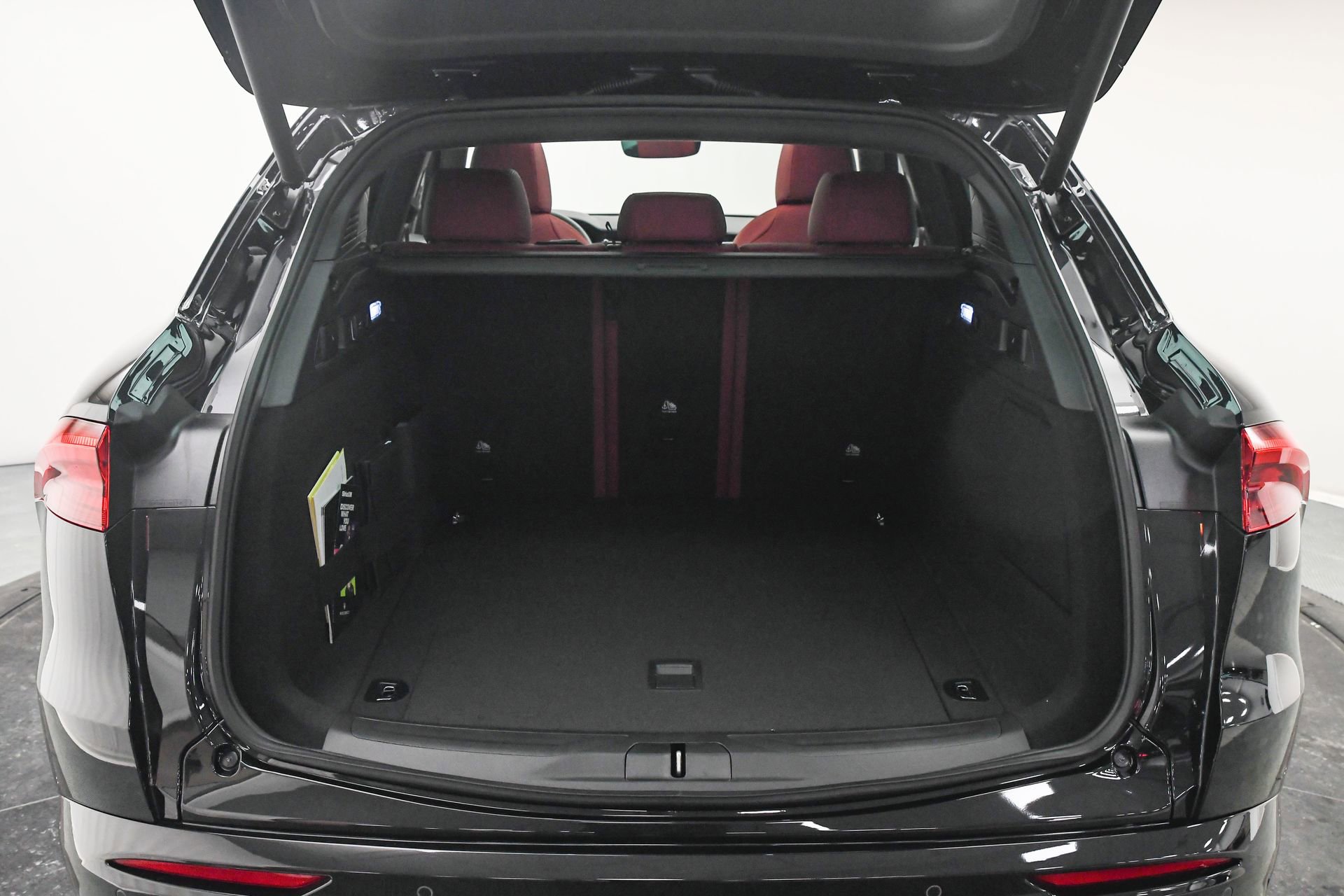 New 2026 Maserati Grecale Modena image 7