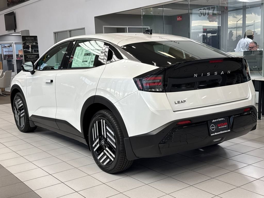 New 2026 Nissan Leaf SV+ image 7