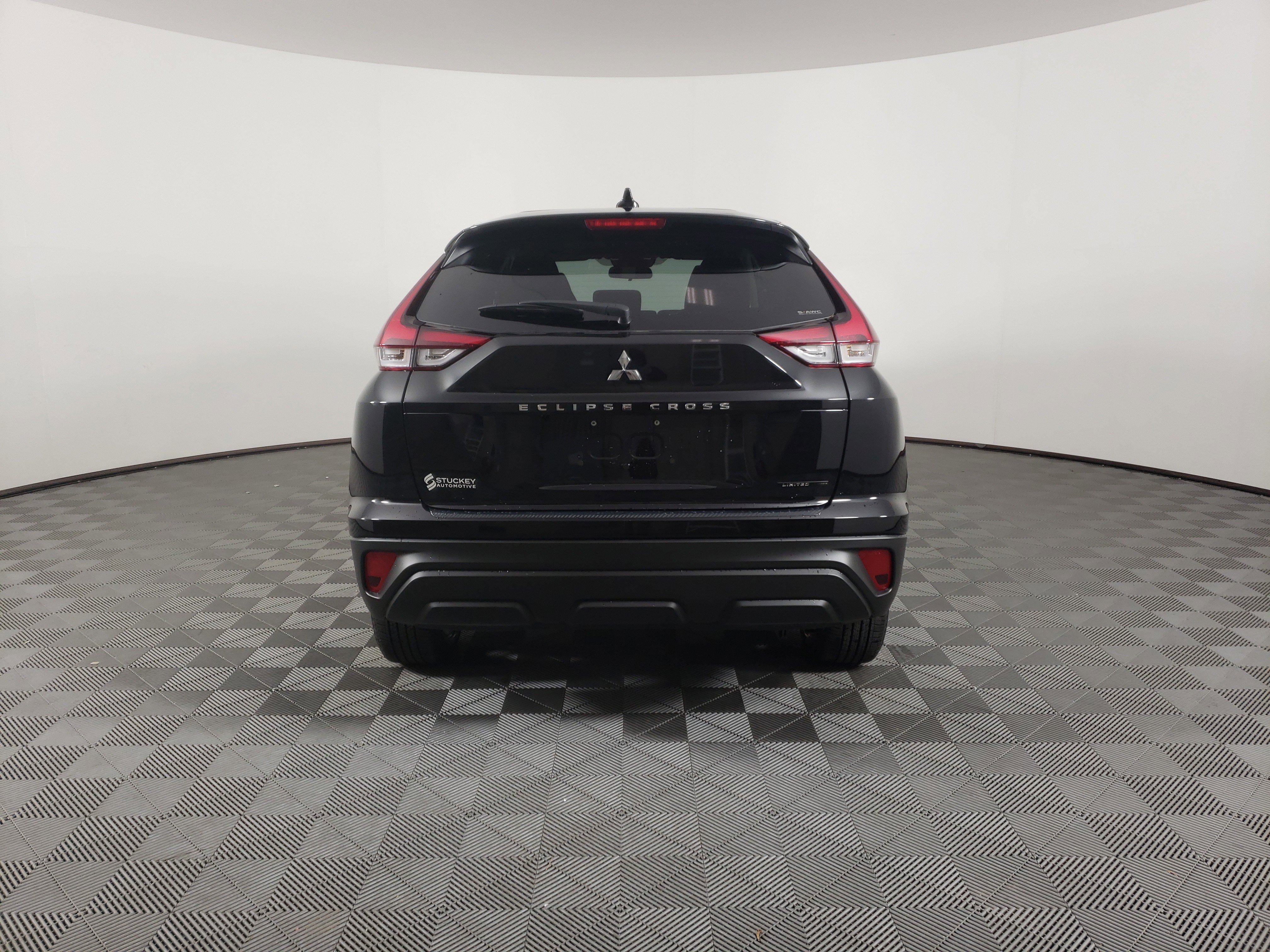 New 2026 Mitsubishi Eclipse Cross LE image 4