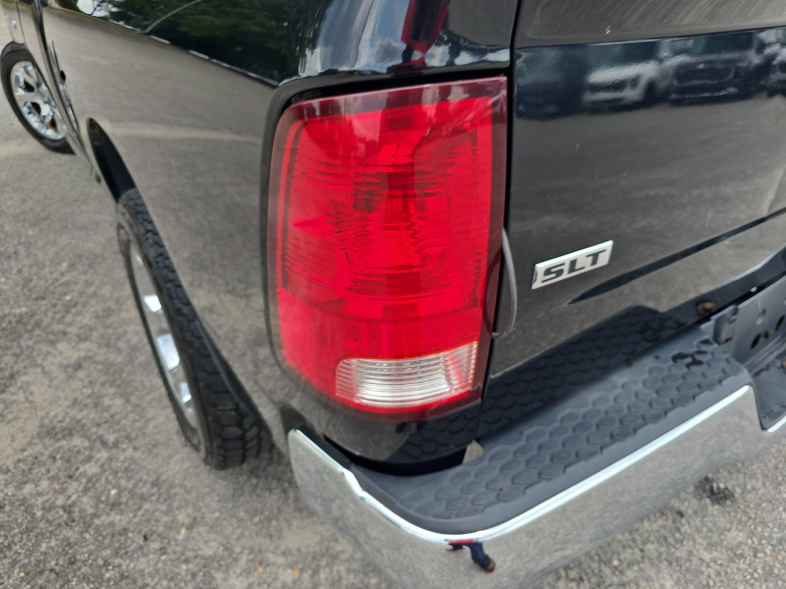 Used 2012 RAM 1500 Classic SLT AWD/4WD image 32