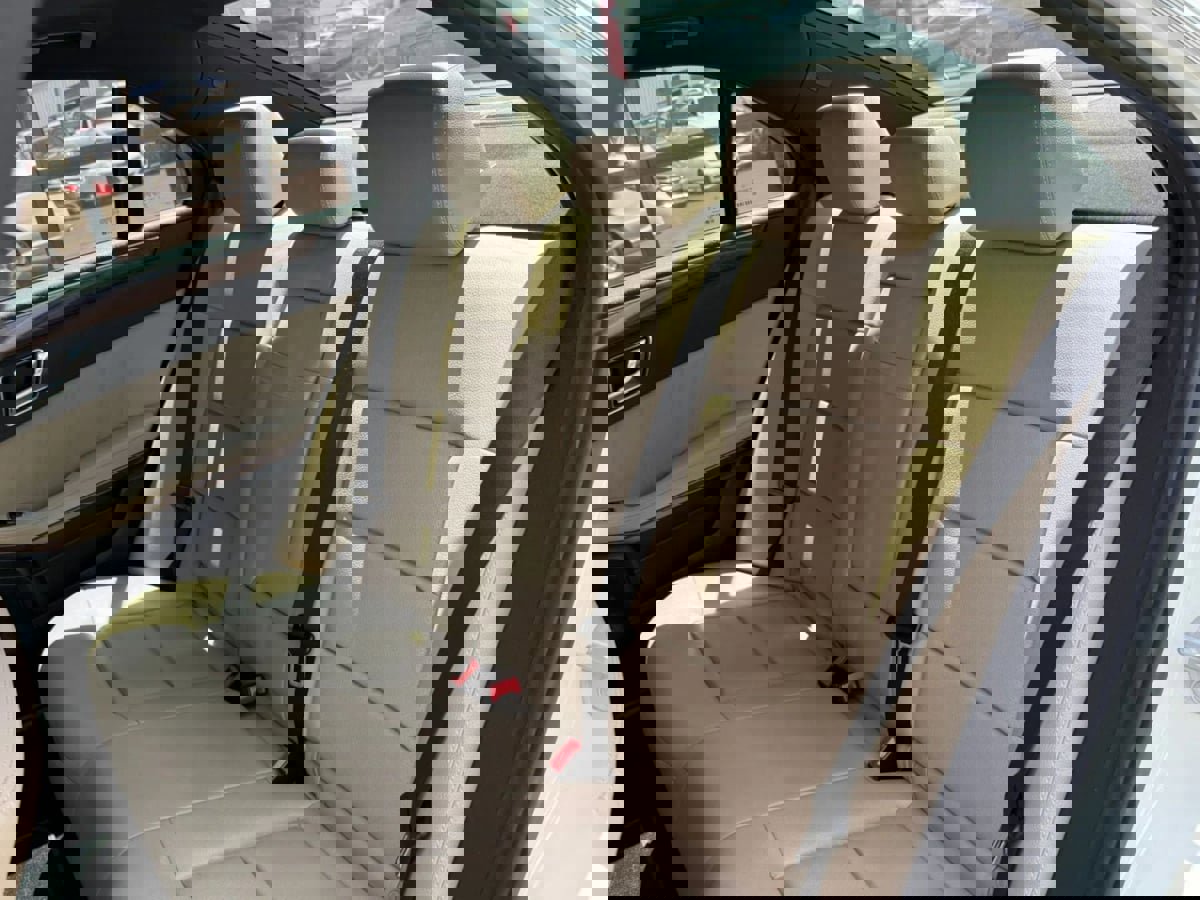 Used 2011 Mercedes-Benz E 350 Sport image 45