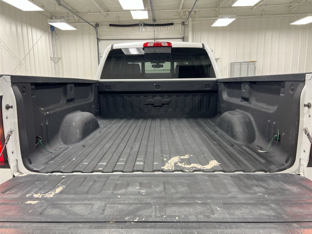 Used 2017 Chevrolet Silverado 1500 LT w/ All Star Edition AWD/4WD image 23