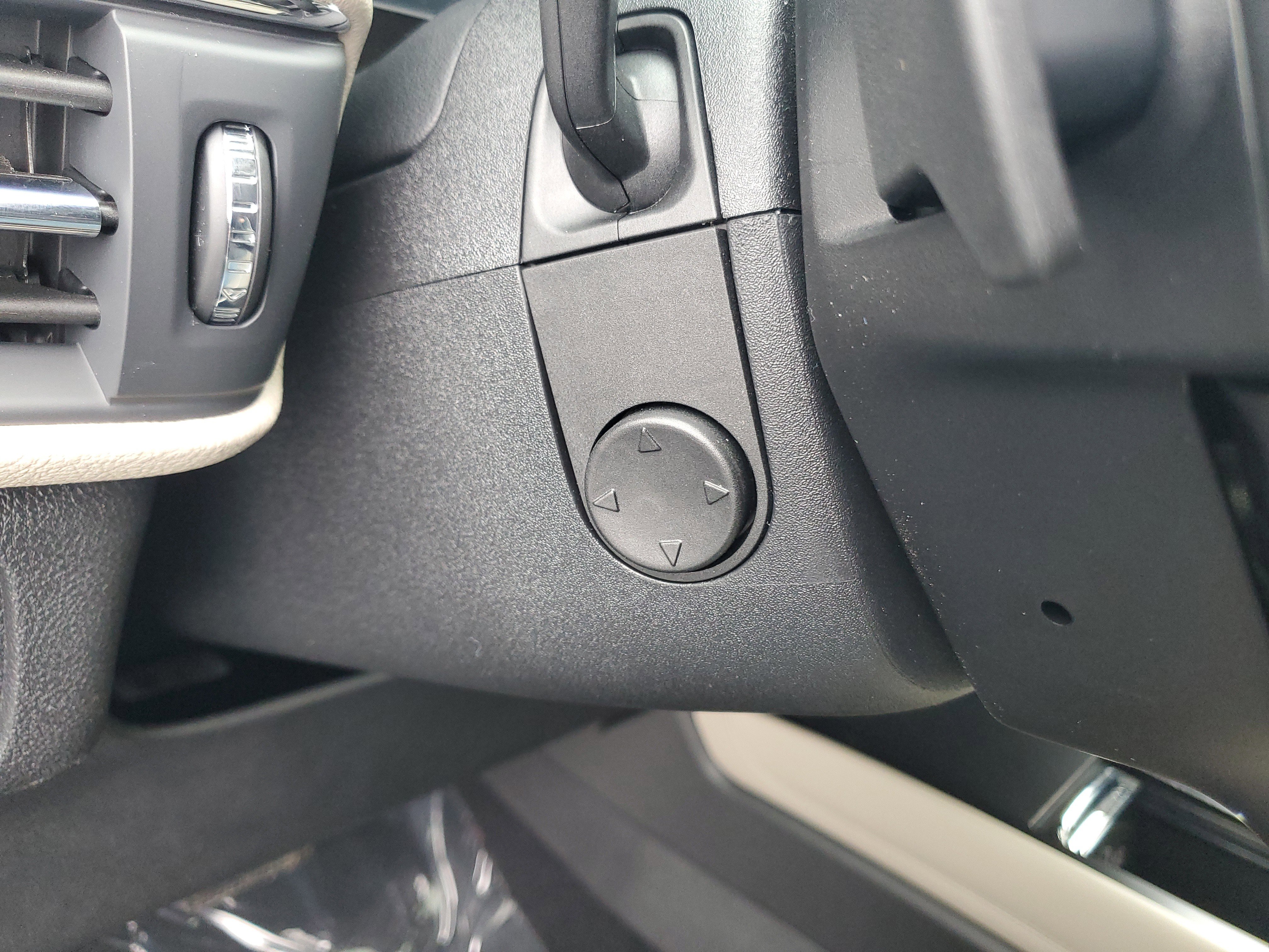 New 2026 Lincoln Corsair Premiere image 15