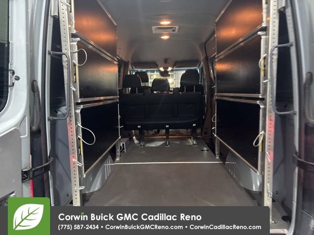 Used 2016 Mercedes-Benz Sprinter 2500 image 26