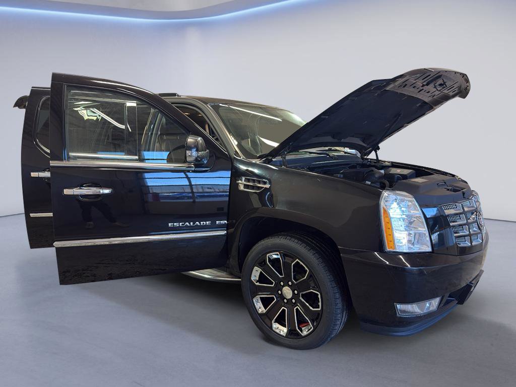 Used 2013 Cadillac Escalade ESV Luxury image 7
