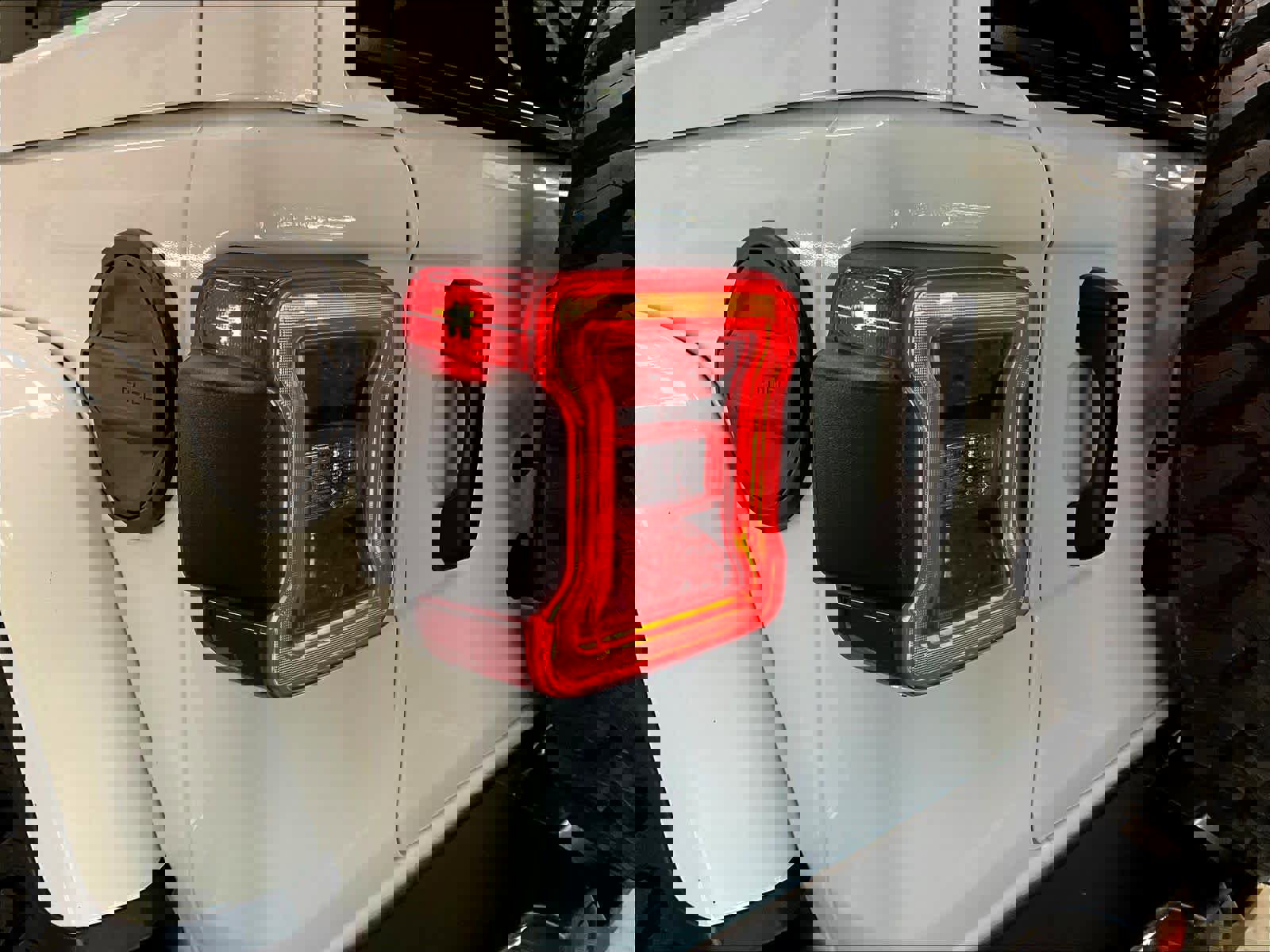 Used 2021 Jeep Wrangler Unlimited Rubicon image 32