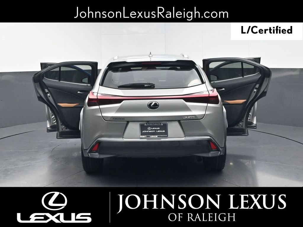 Certified 2021 Lexus UX 200 w/ Accessory Package (Z2) FWD image 34
