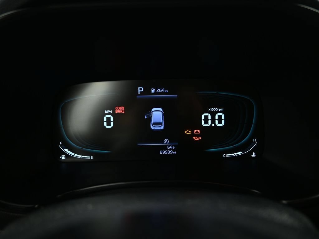 Used 2023 Kia Soul LX w/ Option Group 015 FWD image 14
