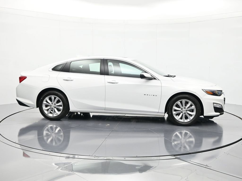 Used 2024 Chevrolet Malibu LT FWD image 4