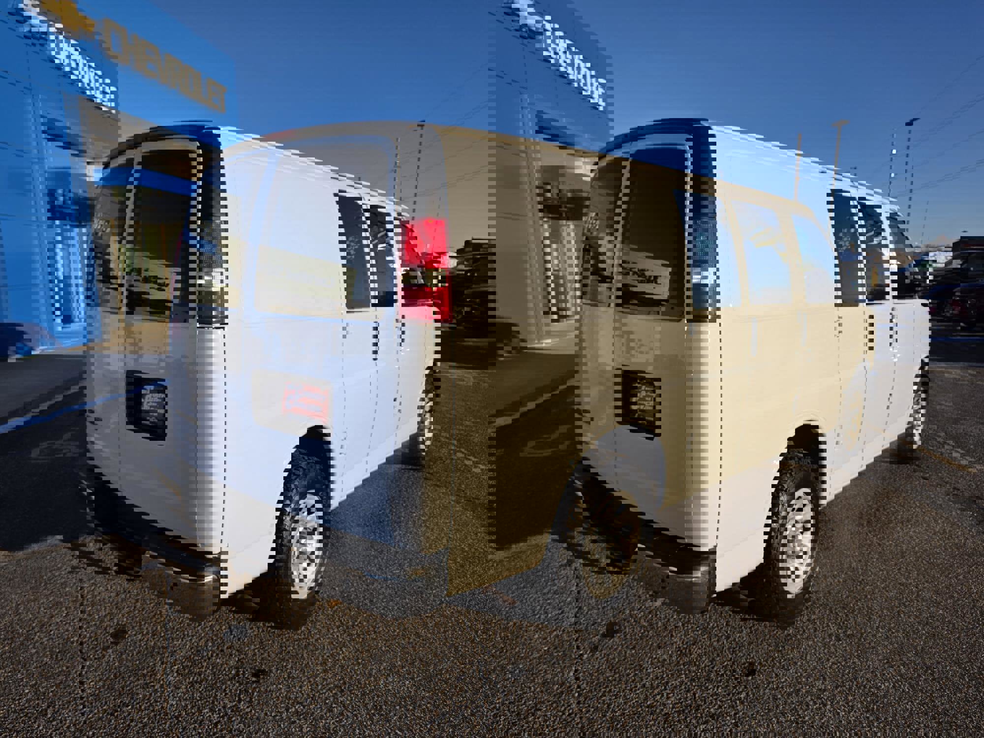 Used 2014 Chevrolet Express 1500 1500 AWD 135 image 4