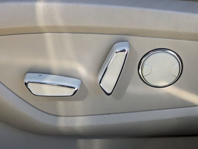 Used 2022 Lincoln Nautilus FWD w/ Premium Package image 22