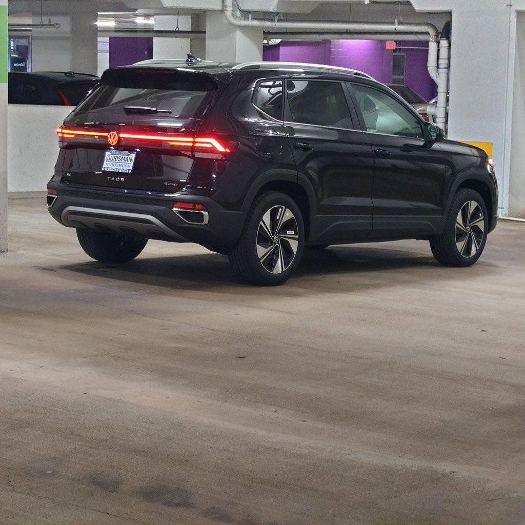 New 2025 Volkswagen Taos SE image 6