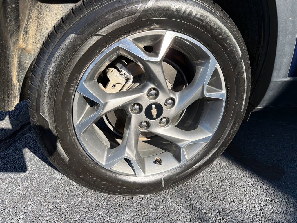 Used 2024 Chevrolet Trax LT w/ Driver Confidence Package image 30