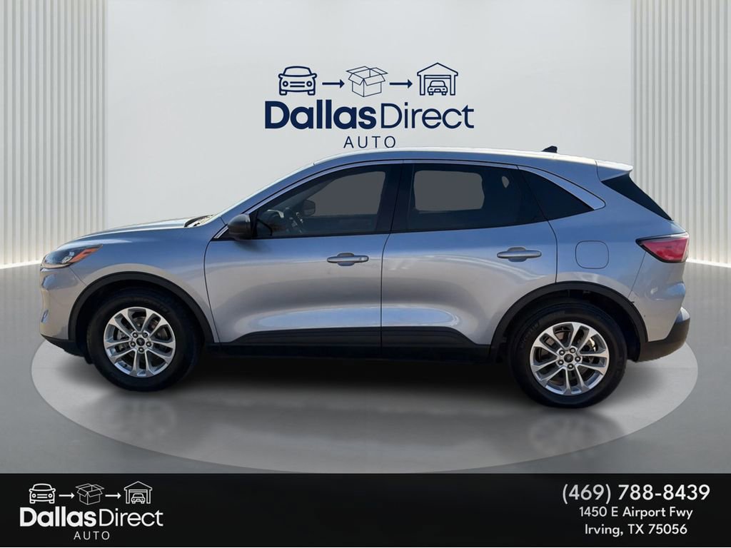 Used 2022 Ford Escape SE w/ Convenience Package FWD image 9