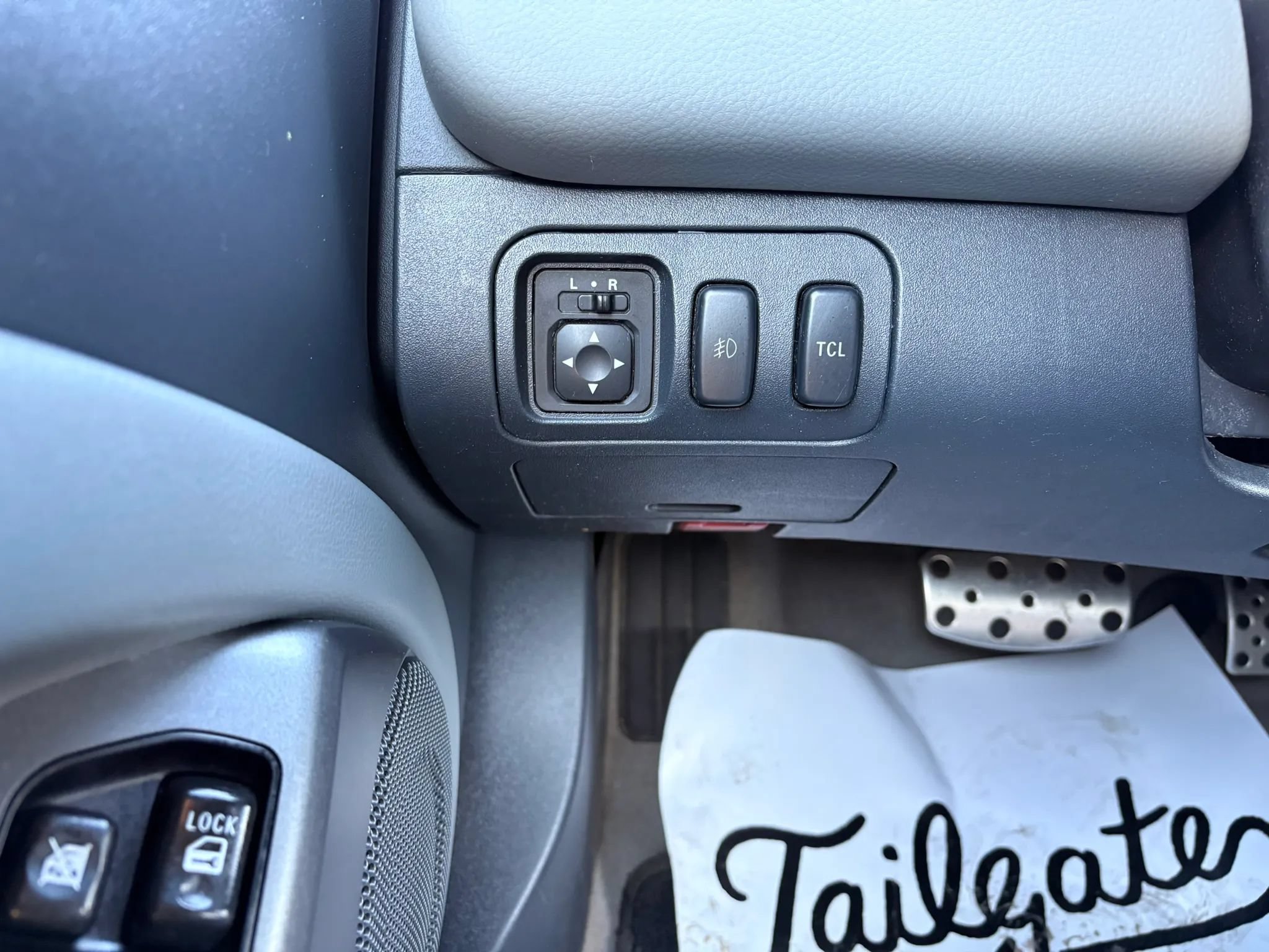 Used 2007 Mitsubishi Eclipse GT FWD image 23