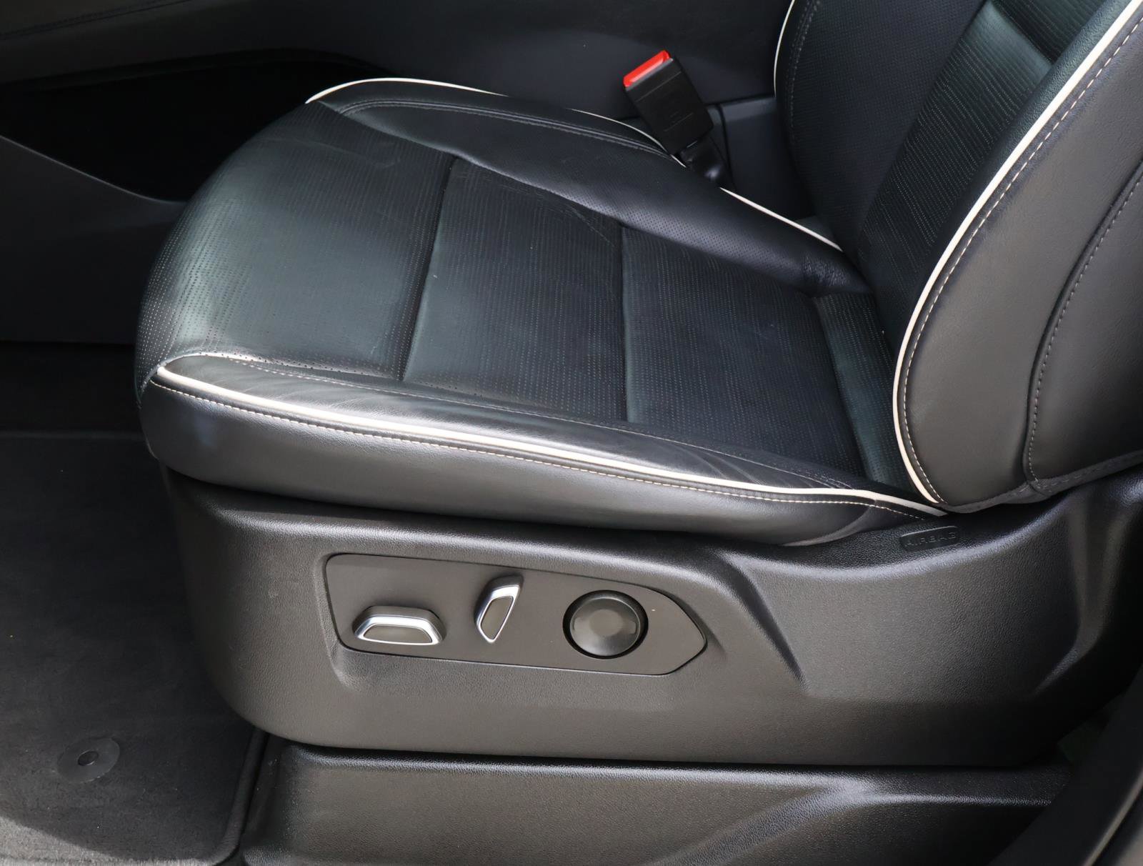 Certified 2023 Cadillac Escalade Sport w/ Touring Package image 20