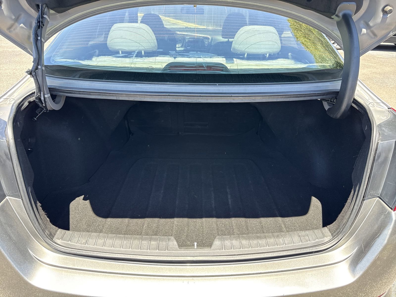 Used 2012 Kia Optima LX FWD image 26